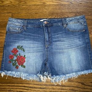 Plus Size: Rose Embroidered Denim Shorts